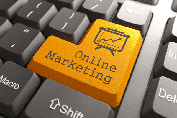 photo of keyboard that says online marketing showing content marketing vs digital marketing